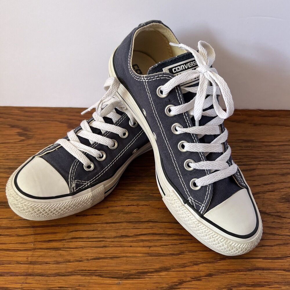 CONVERSE Chuck Taylor All-Star Low Top Sneaker Navy & White Men 5 Women 7 - Picture 3 of 8